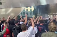 巴黎极端球迷组织声明：摆脱寄生虫球员，降低票价&名宿进管理层