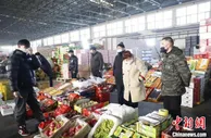 春节新疆大型农产品一级批发市场货丰价稳、年味浓