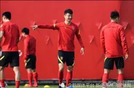 足球资讯：世预赛中国队总结，为什么国足没有球迷，只有看热闹不嫌事大的人