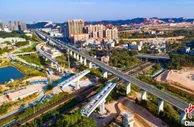 国内首条中低速磁浮旅游专线跨京广铁路连续梁实现转体对接
