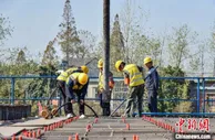 巢马城际铁路首榀“超大箱梁”浇筑完成