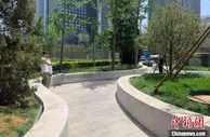 北京CBD“智慧大脑”开启缓堵模式 慢行优先增添人情味