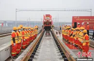 湖杭铁路开始全线铺轨 预计杭州亚运会前建成通车