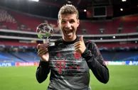 全外籍后防，引入坎塞洛，拜仁的“德国FC”计划要告一段落了吗？
