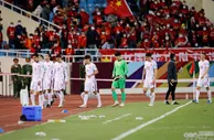 足球资讯：中国男足隔离后解散，庞大的11人教练团队终成足坛笑话