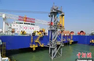 深中通道沉管隧道E9管节完成沉放安装