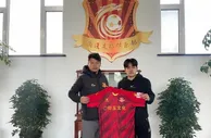 韩国大学生球员鲁大成谈加盟中国联赛：这是踢职业足球最后的机会