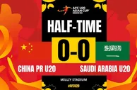 U20国足半场0-0战平沙特U20，控球率45%-55%&射门数1-3