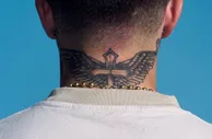 ????看后脑识人，他是????？