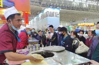 2021湖北农业博览会开幕 集中签约1422亿元