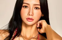 普拉提美女教练秀出傲人马甲线 这身材什么水平