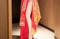 模特诗诗kiki性感红色新娘服饰露红色内衣秀