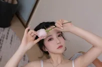 模特鱼子酱Fish生日主题白色内衣配超薄肉丝秀
