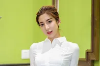 浓情美人林文文黑丝制服身材尽显,