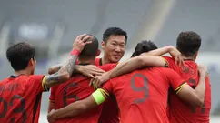 【深度】国足在下行区惯性滑动 三观察点充满矛盾