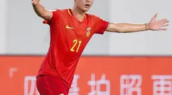 武汉三镇两位王牌都受到伤病困扰！球迷只能送出祝福，引发热议