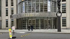 NBA季后赛揭幕前湖人前助教涉赌认罪