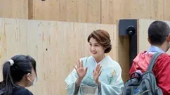 53岁藤原纪香：曾跟郭富城热恋，身姿丰满，成熟富有魅力