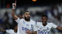 38岁本泽马戴帽独造四球，利雅得新月6-0大胜终结三连平，稳居积分榜首