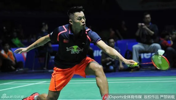 玩球网报：终于赢了 李宗伟2-1强势逆转林丹，4年来首胜