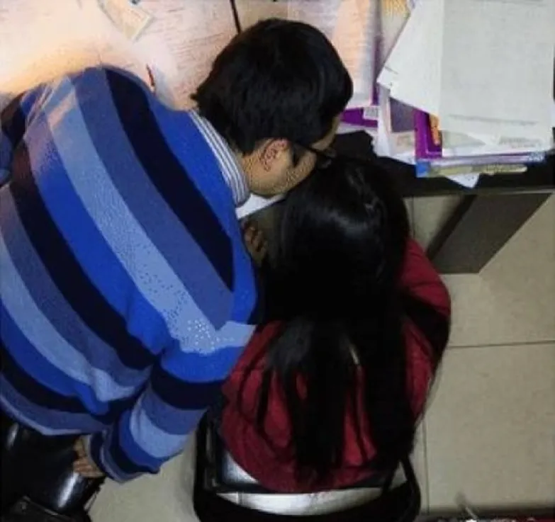 博彩话题：被家教多次强奸，17岁少女如何逃离魔爪？