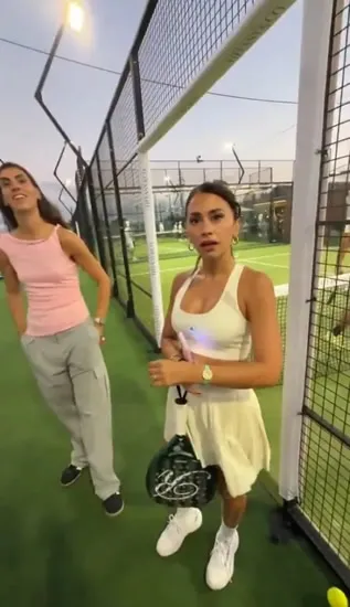C-ANT BE SERIOUS Fans can’t believe what influencer asked Lionel Messi’s wife Antonela after she showed him her watch