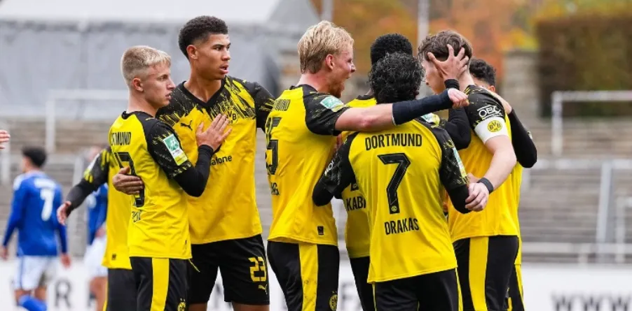 Form vs. Familiar Turf: Confident Dortmund Eye Result as Spurs Search for Stability