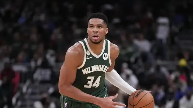 Bucks vs Kings Preview: Giannis Antetokounmpo’s Participation in Doubt—Can the Kings Halt Their Losing Streak?
