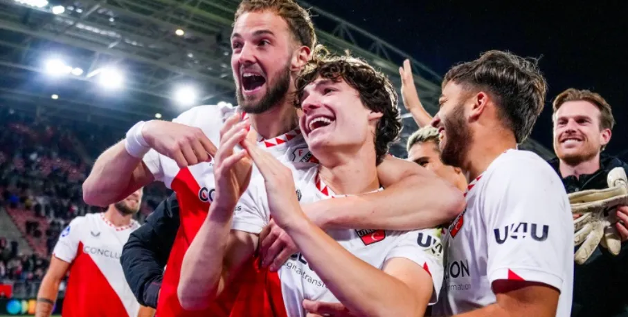 Utrecht Poised to Capitalize as Struggling Forest Visit in Crucial Clash