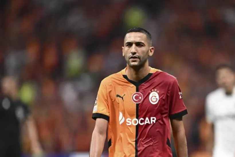 Still worth a shot? Daily Mail names best free-agent XI: Ziyech, Tomiyasu, Oxlade-Chamberlain included.