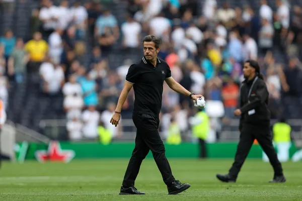 Fulham contact Silva about new contract talks