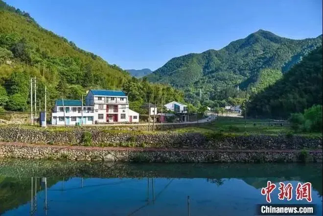 资料图:浙江台州黄岩上郑乡山居风光。范宇斌 摄 资料图:浙江台州黄岩上郑乡山居风光。范宇斌 摄