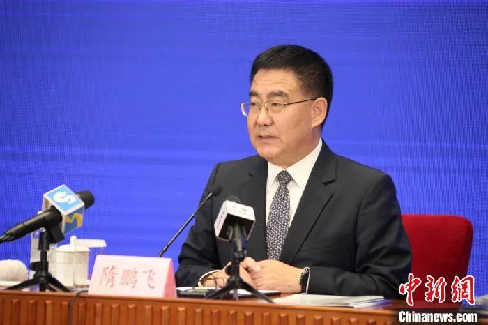 9月11日，中国农业农村部国际合作司司长隋鹏飞介绍大会成果。　沙见龙 摄