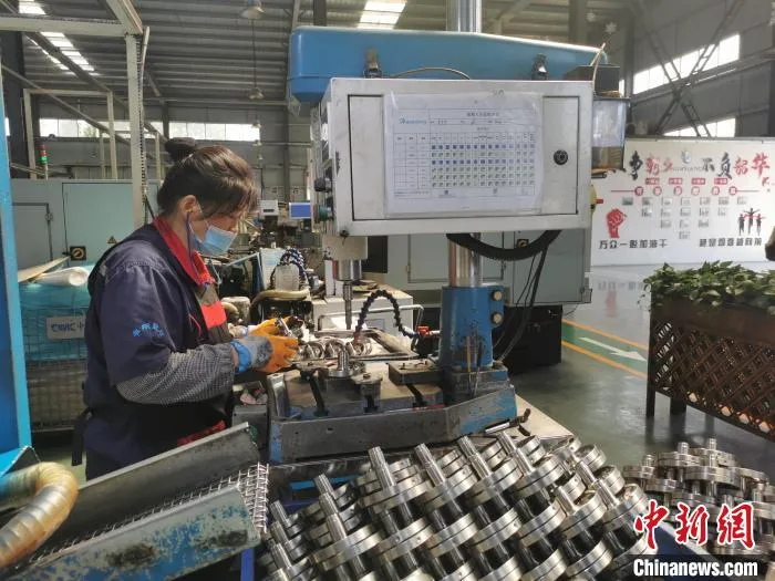 《山西省“十四五”新基建规划》明确，突出数字化引领、撬动、赋能作用。　武俊杰 摄
