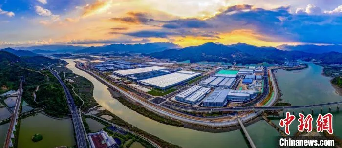 图为上汽宁德基地项目。　李民雄 摄