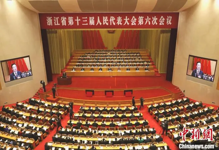 浙江省十三届人大六次会议会场。　张斌 摄