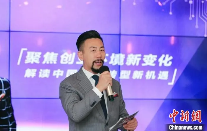 吕能幸认为，企业可持续发展，有一定的成长规律。　主办方供图