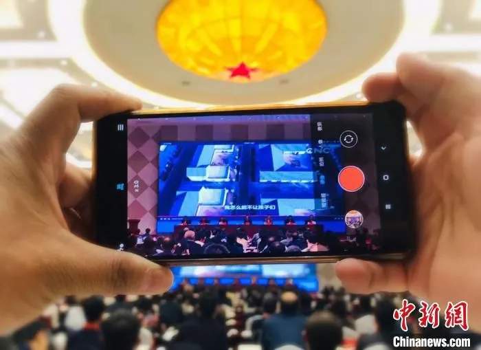 2020年10月28日，全国东西部扶贫协作携手奔小康培训会议在甘肃临夏州举行。(资料图) 艾庆龙 摄