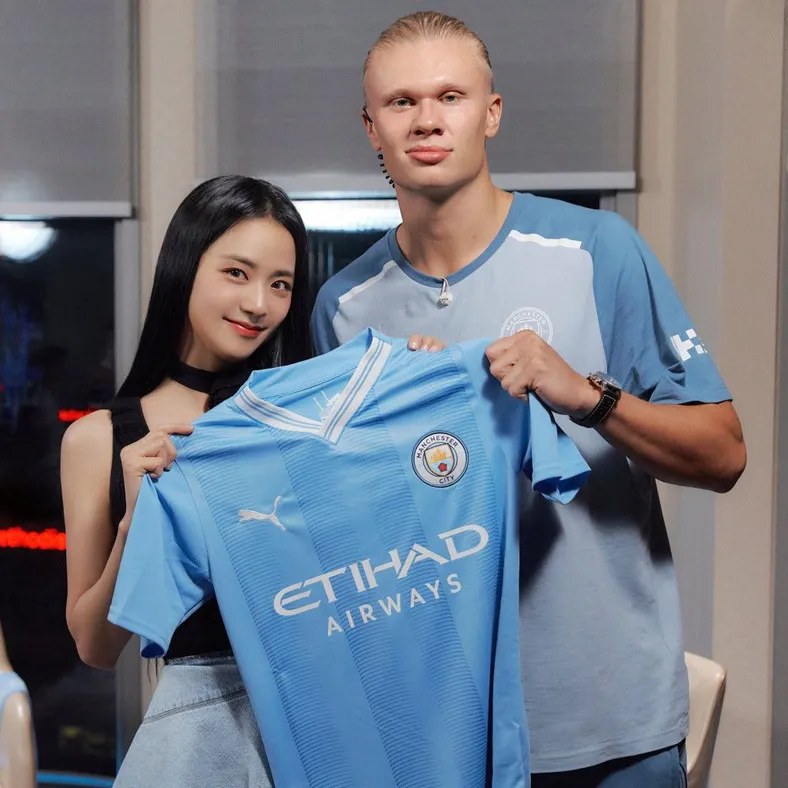 艾寧夏蘭特經常為哥迪奧拿入波，今次能否靠Jisoo為哥帥爭返一口氣?網上圖片