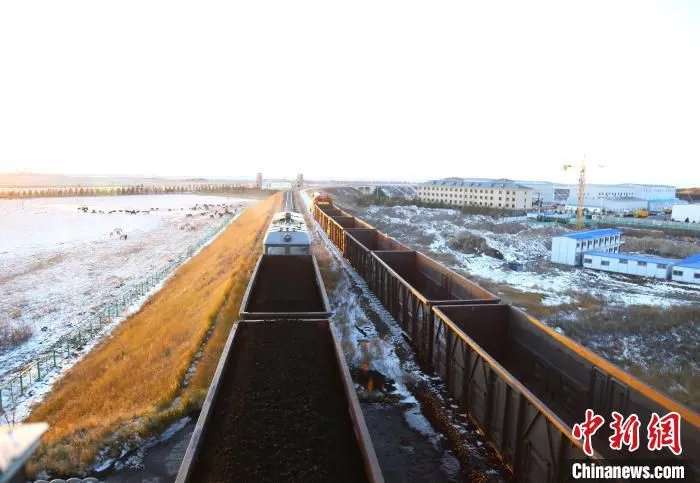 铁路部门保障煤炭市场供应。　哈铁提供