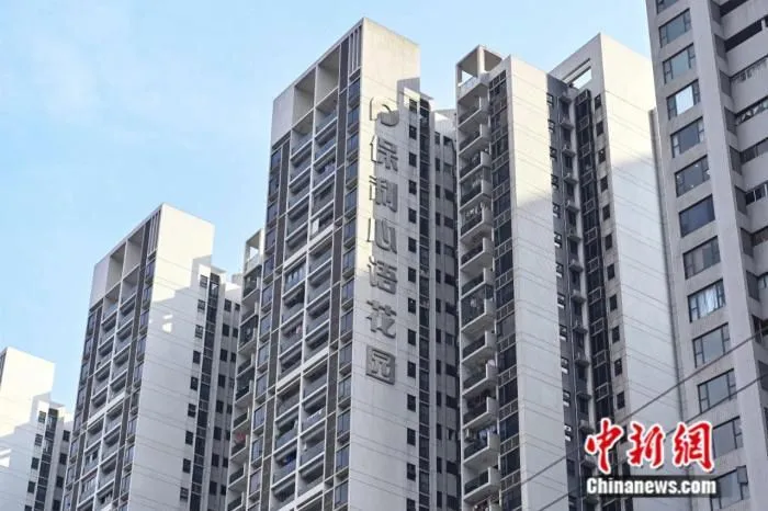 资料图:广州天河区保利心语花园。 中新社记者 陈骥旻 摄 资料图:广州天河区保利心语花园。 中新社记者 陈骥旻 摄