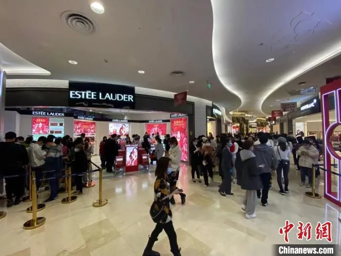 资料图：cdf海口市内免税店。 王子谦 摄