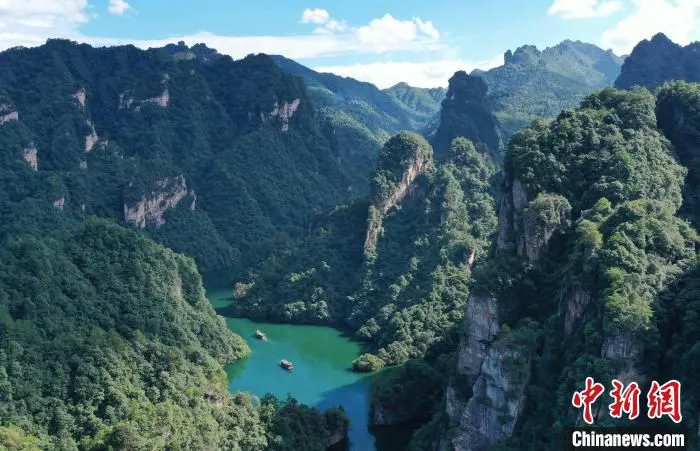 张家界宝峰湖景区。　吴勇兵 摄