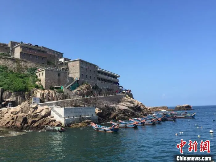 东极岛一景。　林波 摄