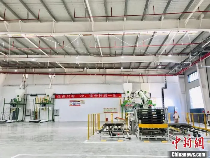 图为项目生产区域。　张伟 摄