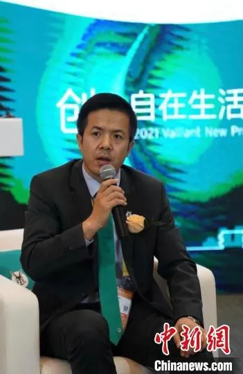 威能中国国家销售总经理李林涛在发布会现场。　潘旭临 摄