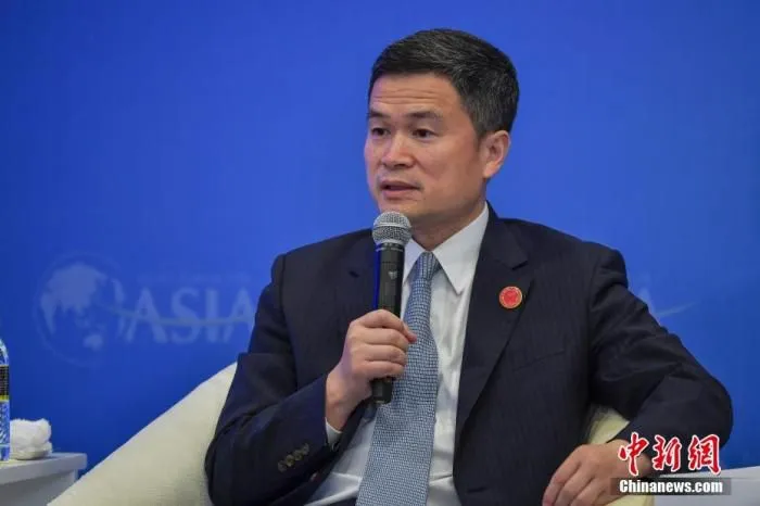 4月19日，海南博鳌，博鳌亚洲论坛2021年年会举行“金融开放与金融合作”分论坛。图为中国证券监督管理委员会副主席方星海出席并发言。 中新社记者 骆云飞 摄