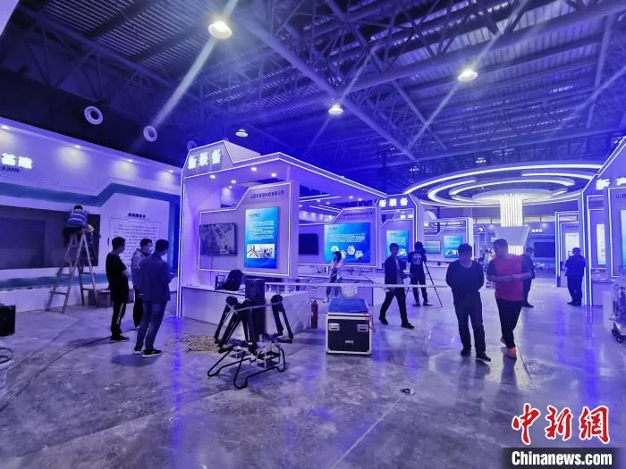 第十二届中国中部投资贸易博览会晋中分会场一角。　高瑞峰 摄