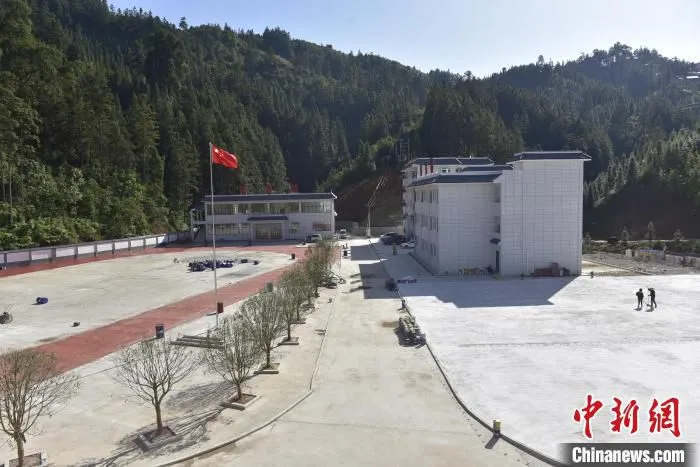 澳门援建的从江县丙妹镇大歹小学。　吴德军 摄