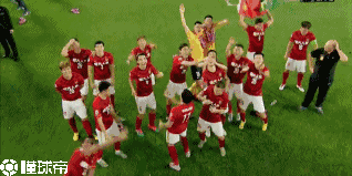 玩球赛报：恒大1-0阿赫利再登亚洲之巅！埃球王神作载入史册！